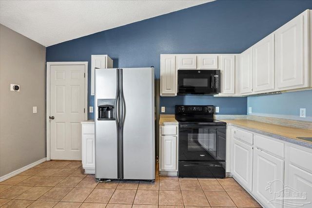 635 Saleta St, Pensacola, FL 32534