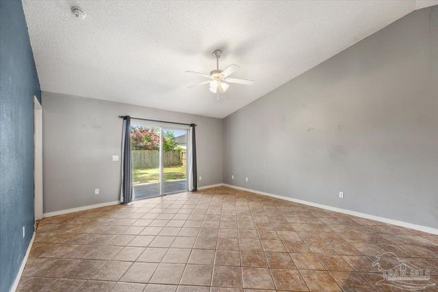 635 Saleta St, Pensacola, FL 32534