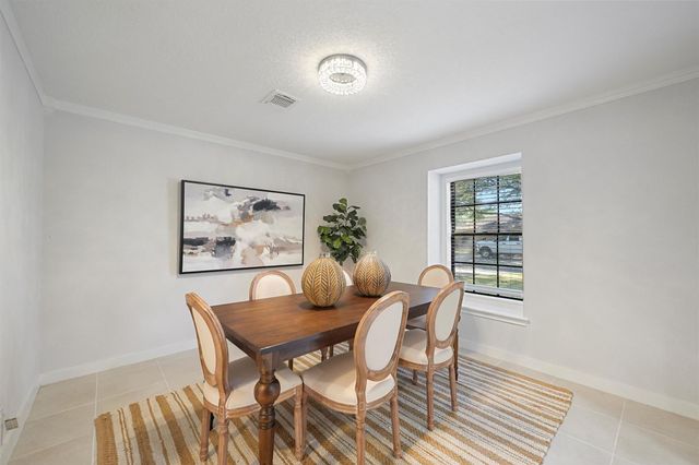 12611 Old River Drive, Baytown, TX 77523