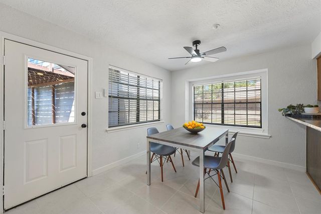 12611 Old River Drive, Baytown, TX 77523