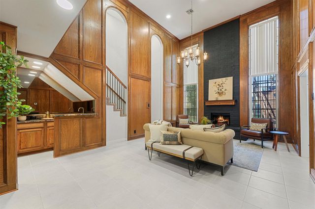 12611 Old River Drive, Baytown, TX 77523