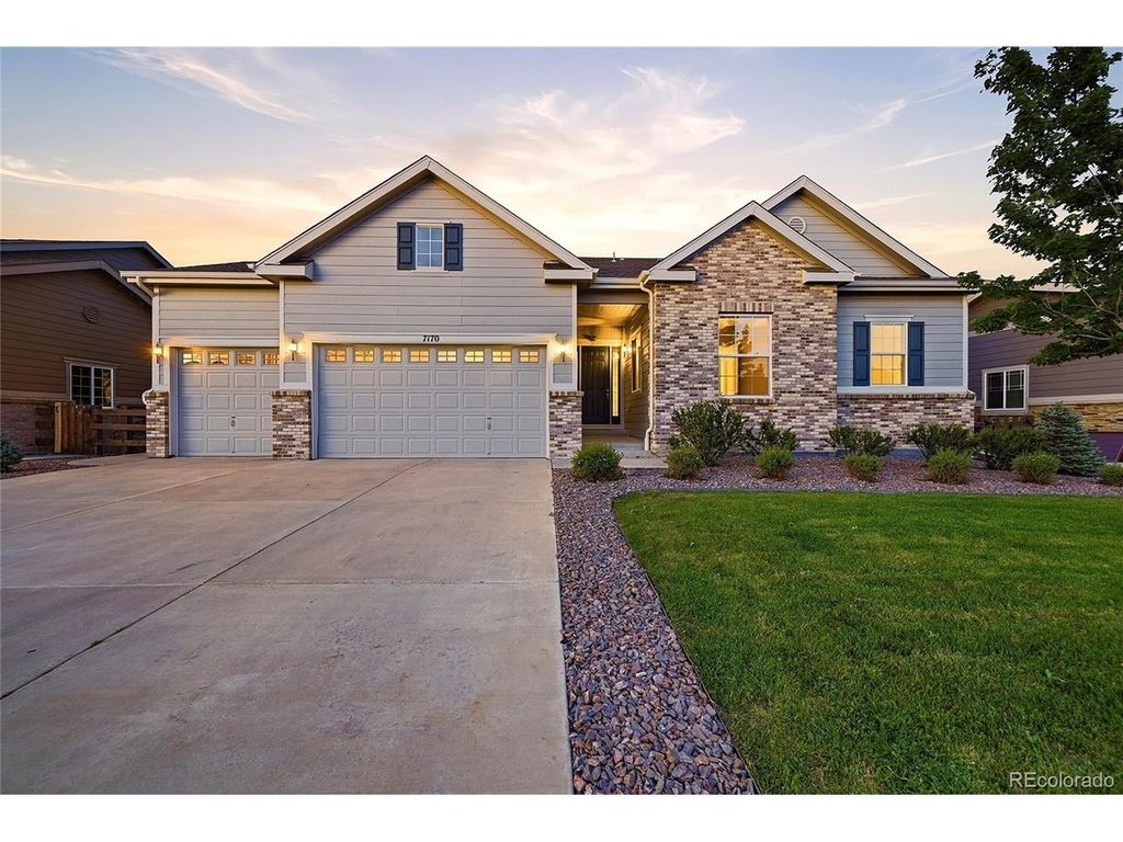 7170 S Riverwood Way, Aurora, CO 80016