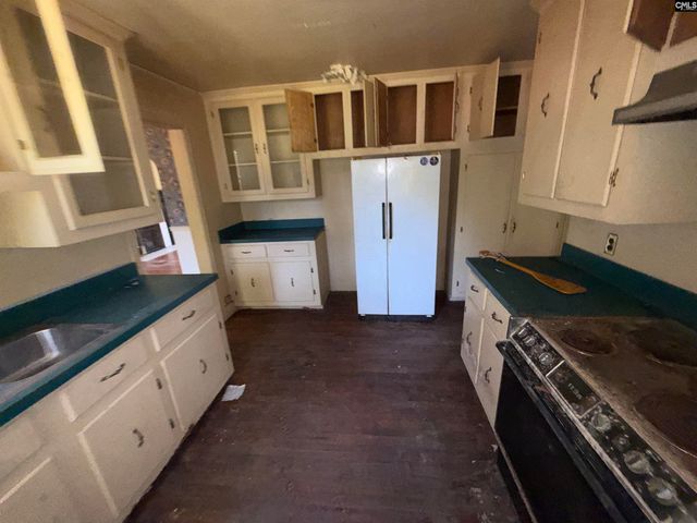 718 MICHAELMAS Avenue, Cayce, SC 29033