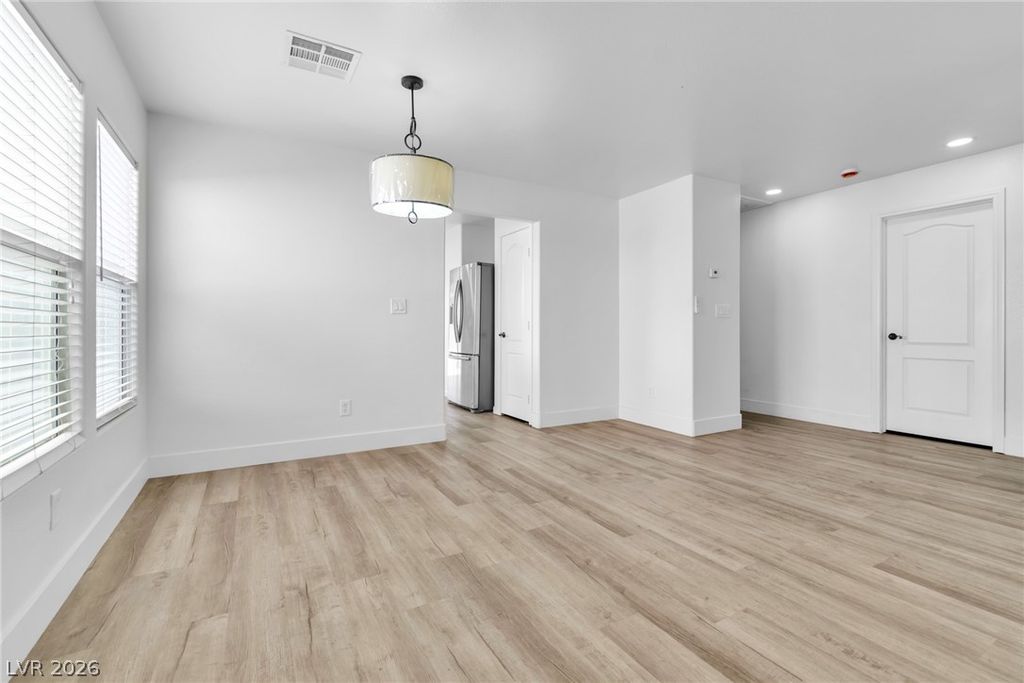 Image 17 of property listing at 6309 Climbing Vine Avenue, Las Vegas, NV 89141