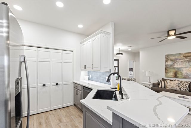 30397 S 567 Road 62, Afton, OK 74331