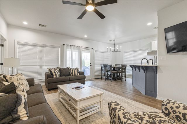 30397 S 567 Road 62, Afton, OK 74331