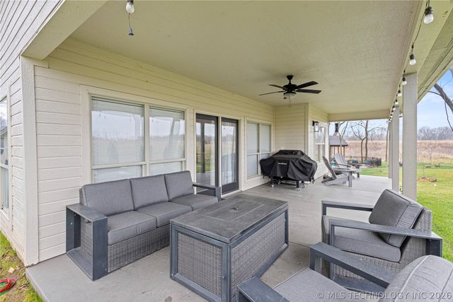 30397 S 567 Road 62, Afton, OK 74331