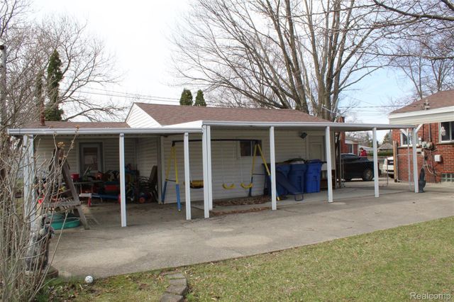 29230 Moulin Avenue, Warren, MI 48088