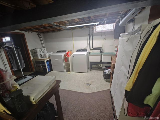 29230 Moulin Avenue, Warren, MI 48088