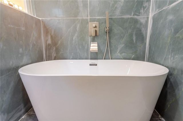 3078 Caliente Lane, Rex, GA 30273