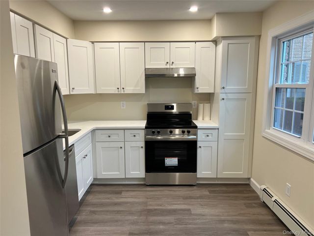 43 Springwood Drive, North Babylon, NY 11703