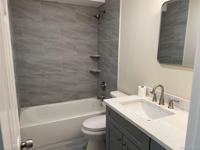 43 Springwood Drive, North Babylon, NY 11703