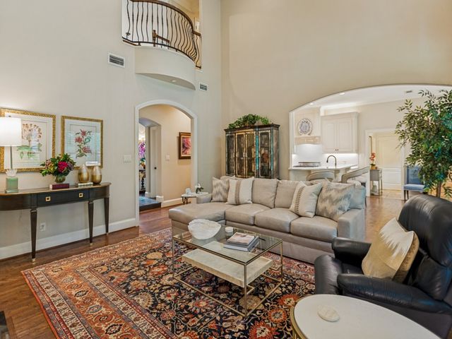 6 Bluebonnet Trail, Greenville, TX 75402