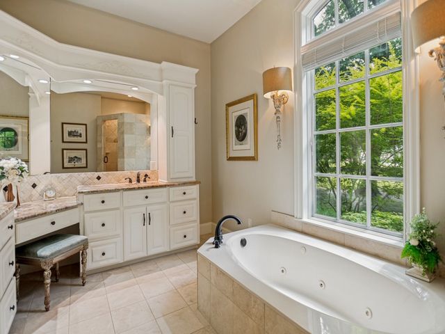 6 Bluebonnet Trail, Greenville, TX 75402