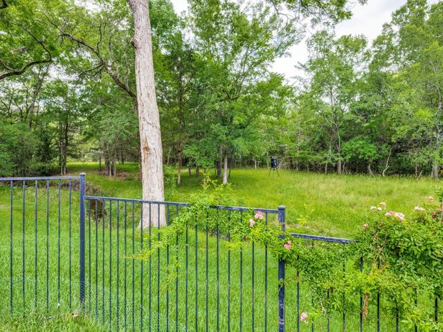 6 Bluebonnet Trail, Greenville, TX 75402