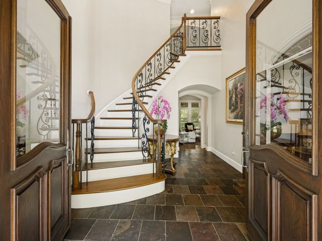 6 Bluebonnet Trail, Greenville, TX 75402