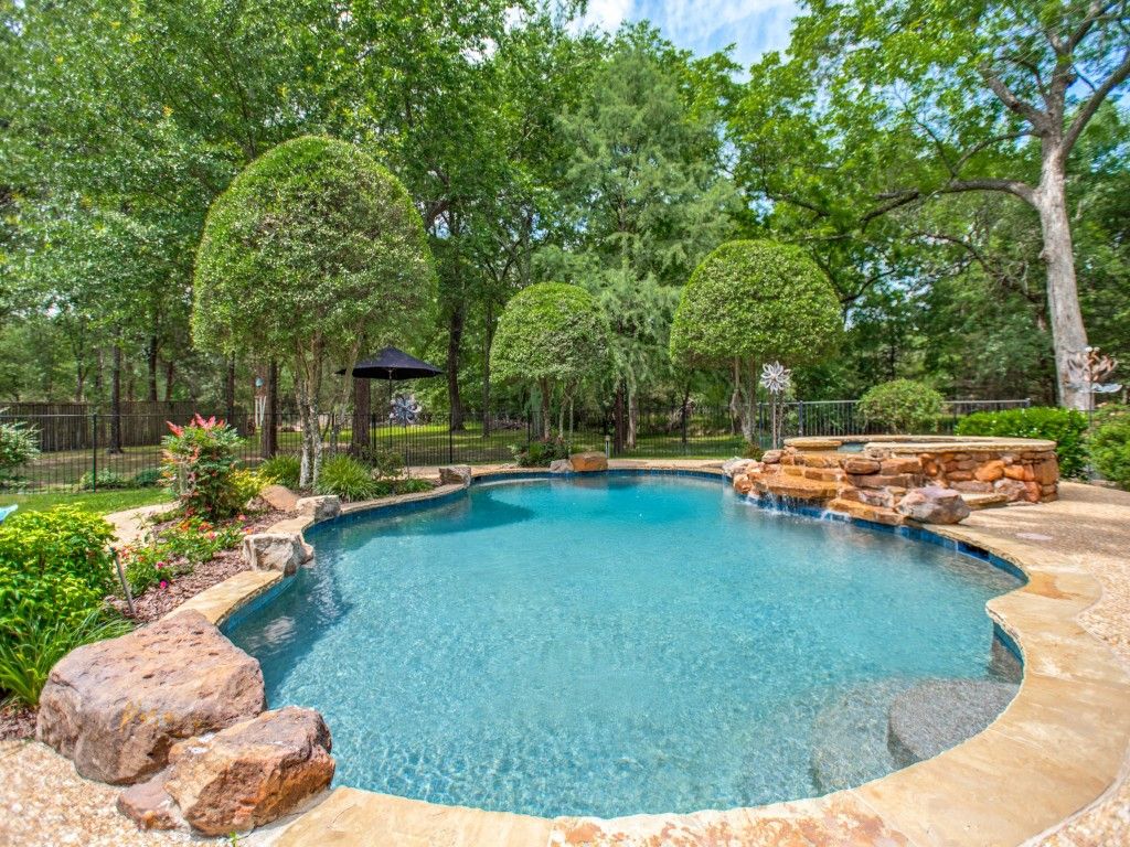 6 Bluebonnet Trail, Greenville, TX 75402