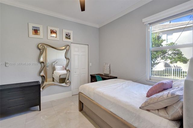 3311 SW 194th Ter, Miramar, FL 33029