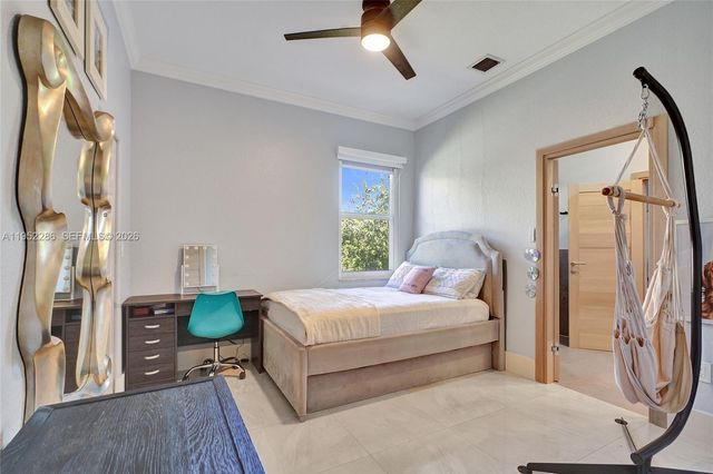 3311 SW 194th Ter, Miramar, FL 33029