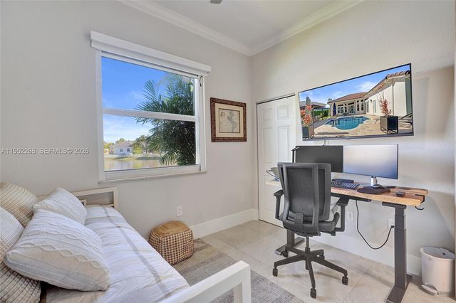 3311 SW 194th Ter, Miramar, FL 33029