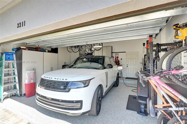 3311 SW 194th Ter, Miramar, FL 33029