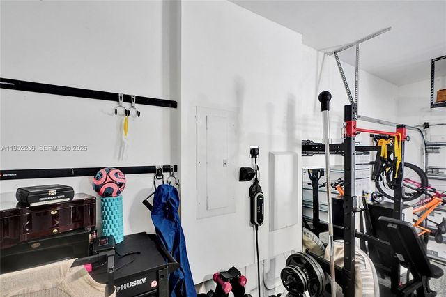 3311 SW 194th Ter, Miramar, FL 33029