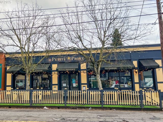 6906 Se BROOKLYN St, Portland, OR 97206