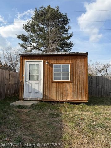 1963 Palomino Drive, Greenwood, AR 72936