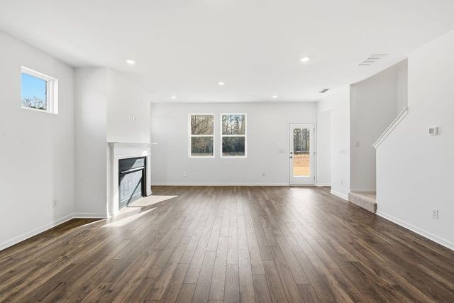 1270 Windance Lake Drive, Loganville, GA 30052