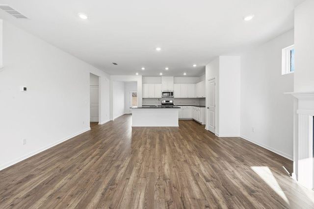 1270 Windance Lake Drive, Loganville, GA 30052