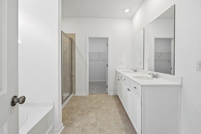 1270 Windance Lake Drive, Loganville, GA 30052