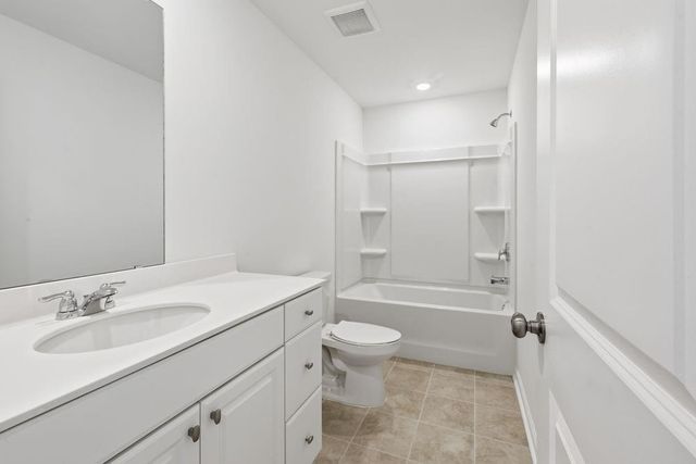 1270 Windance Lake Drive, Loganville, GA 30052