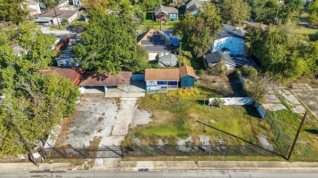 7137 Navigation Boulevard, Houston, TX 77011