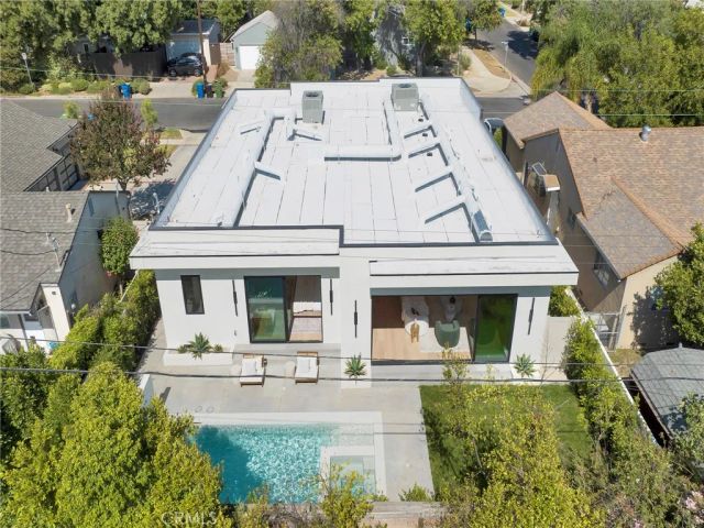 5814 Graves Avenue, Encino, CA 91316