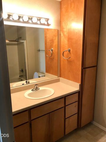3152 Forest Hills Drive, Medford, OR 97504