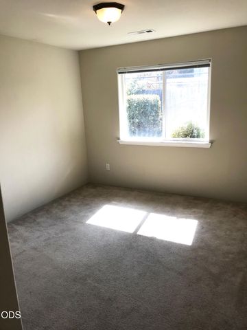 3152 Forest Hills Drive, Medford, OR 97504