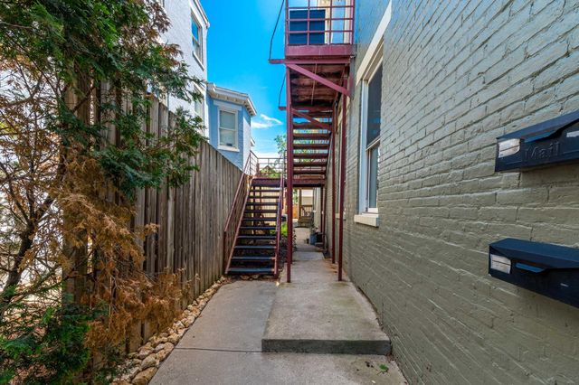 115 E 8th Street, Covington, KY 41011