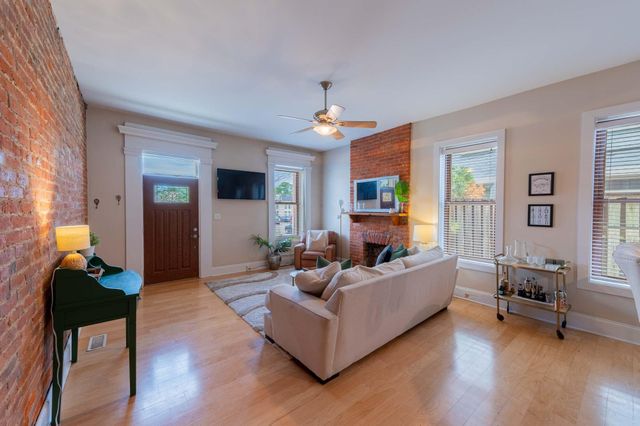 115 E 8th Street, Covington, KY 41011