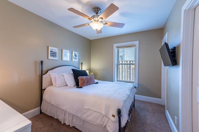 115 E 8th Street, Covington, KY 41011