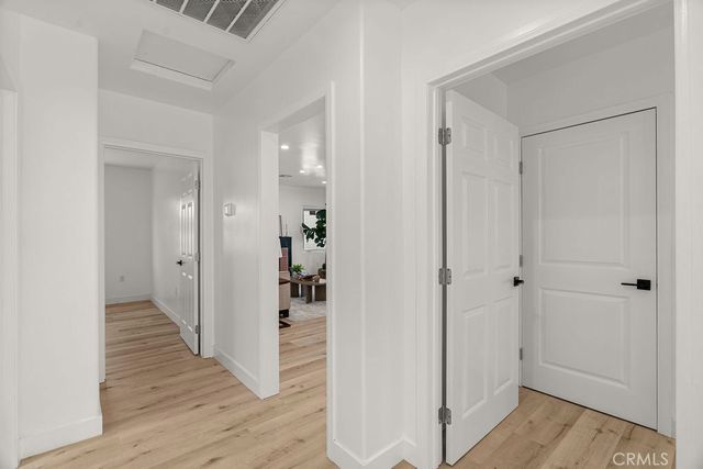5419 S Rimpau, Los Angeles, CA 90043
