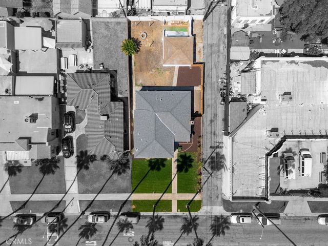 5419 S Rimpau, Los Angeles, CA 90043