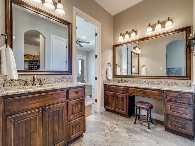 1598 Canyon Wren Loop, Graford, TX 76449