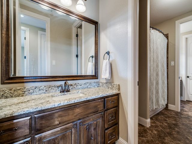 1598 Canyon Wren Loop, Graford, TX 76449