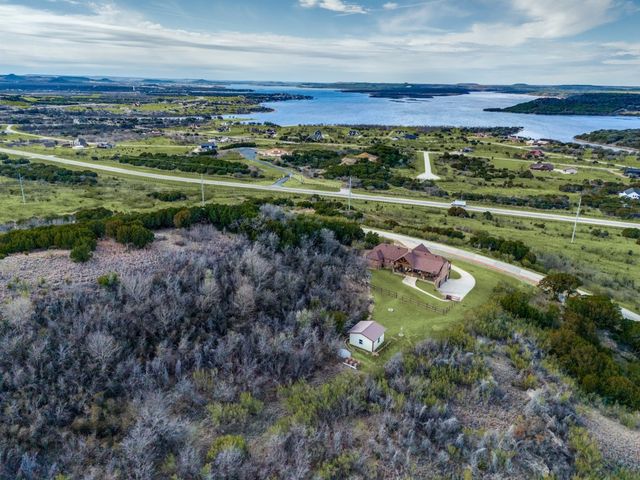 1598 Canyon Wren Loop, Graford, TX 76449