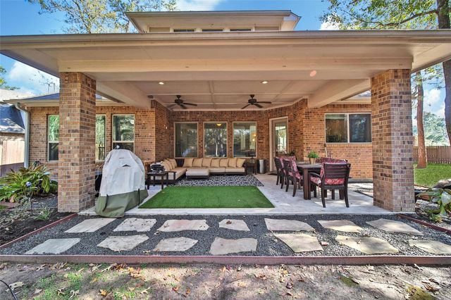 17627 Cook Forest Drive, Humble, TX 77346