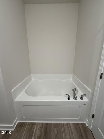 189 Jacobs Ridge Drive, Four Oaks, NC 27524