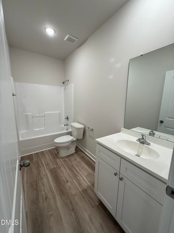 189 Jacobs Ridge Drive, Four Oaks, NC 27524