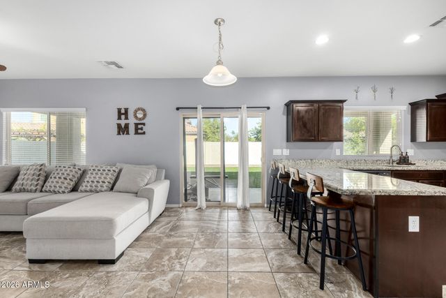 5009 S Selenium Lane, Mesa, AZ 85212