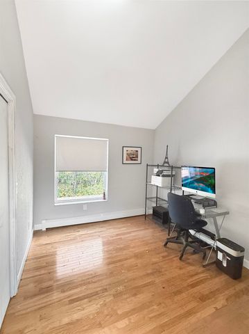 87 Pilgrim Circle, Hampstead, NH 03826