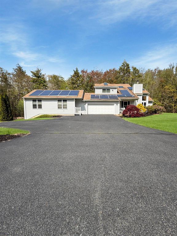 87 Pilgrim Circle, Hampstead, NH 03826